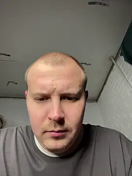 MrMrsRight online show from December 21, 10:44 am