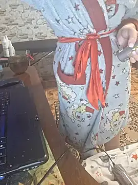  Kitti  online show from March 7, 9:06 pm