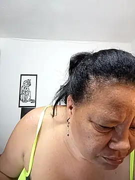 Shanttal0272 online show from September 14, 12:26 pm