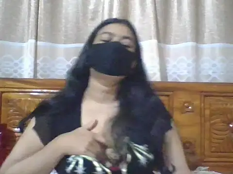 A-sweetgirl online show from November 9, 7:45 pm