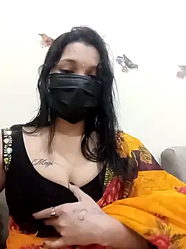 Snapshot of Beauty-khan chatting on November 10, 7:13 pm Beauty-khan online show from November 10, 7:13 pm