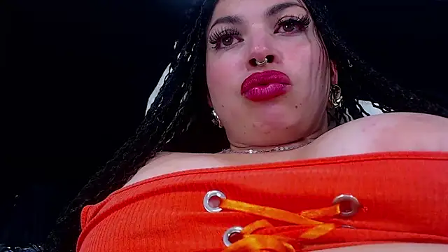 Snapshot of Cocoo_Nuth chatting on January 21, 9:13 am Cocoo Nuth online show from January 21, 9:13 am