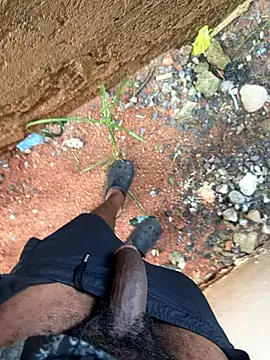 Snapshot of Black-mamba-madingo chatting on October 26, 7:14 am Black-mamba-madingo online show from October 26, 7:14 am