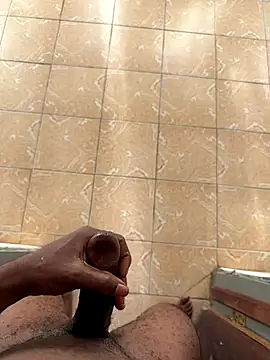 Snapshot of Black-mamba-madingo chatting on November 14, 3:55 pm Black-mamba-madingo online show from November 14, 3:55 pm