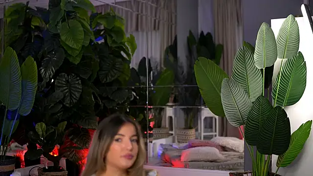 KellyMathews online show from January 9, 2:25 am