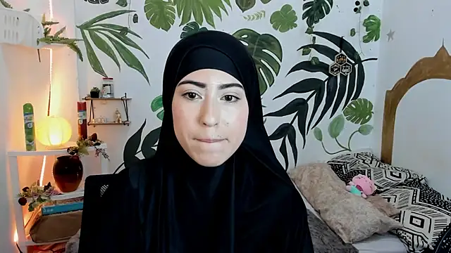 chaymae nah  online show from October 10, 3:16 am