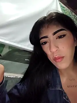 chaymae nah  online show from April 17, 2:36 am