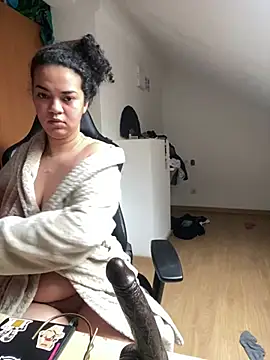 rafamarianoofc online show from March 13, 9:10 am