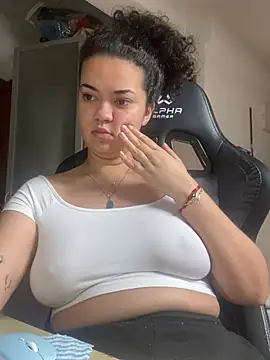 rafamarianoofc online show from March 18, 11:08 am