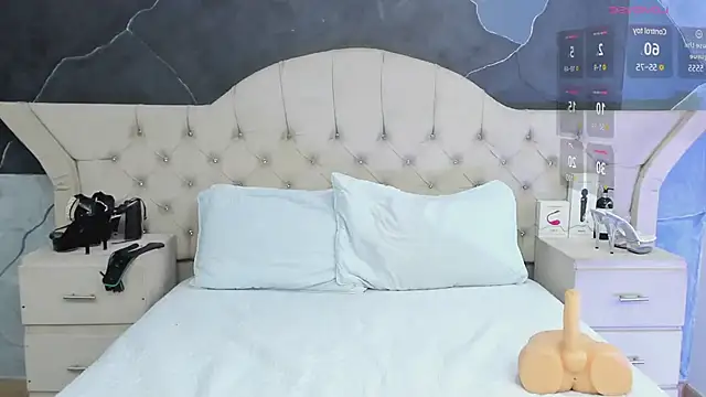 AmberGreyy  online show from February 19, 3:38 pm