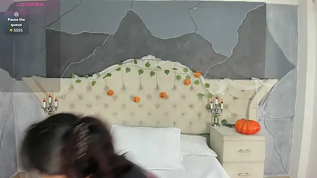 AmberGreyy  online show from October 31, 5:25 pm