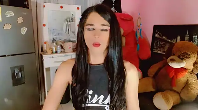 Snapshot of AngelicaDark chatting on February 13, 7:03 am AngelicaDark online show from February 13, 7:03 am