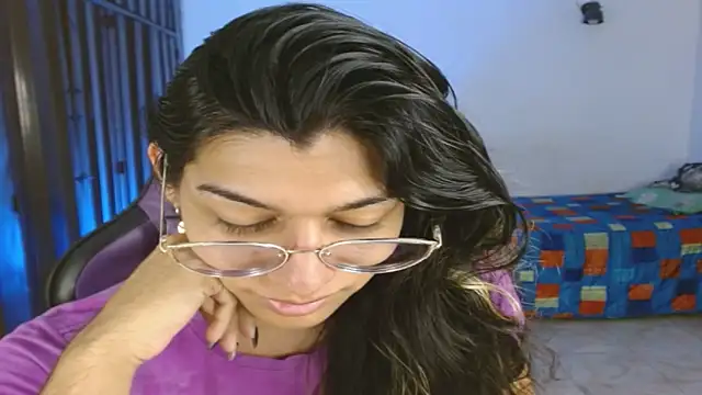 Snapshot of engielphoenis14 chatting on November 15, 2:42 am engielphoenis14 online show from November 15, 2:42 am