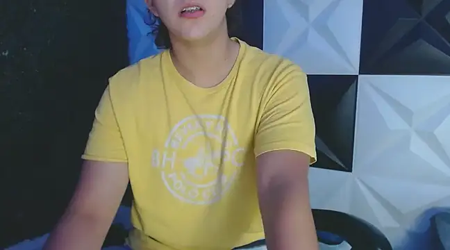 Snapshot of Dani_cumboy chatting on March 13, 1:21 am Dani cumboy online show from March 13, 1:21 am