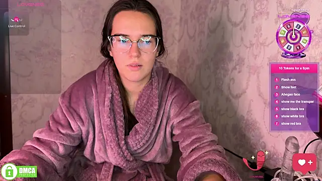 Snapshot of the_princese chatting on November 17, 11:38 am the princese online show from November 17, 11:38 am