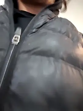 Snapshot of Lilsmokeshow017 chatting on October 24, 7:21 pm Lilsmokeshow017 online show from October 24, 7:21 pm