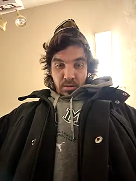 Snapshot of Lilsmokeshow017 chatting on November 7, 2:44 am Lilsmokeshow017 online show from November 7, 2:44 am