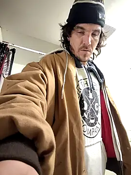 Snapshot of Lilsmokeshow017 chatting on November 10, 12:04 pm Lilsmokeshow017 online show from November 10, 12:04 pm