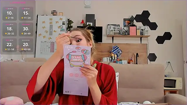 Girl alone home online show from November 5, 3:45 pm