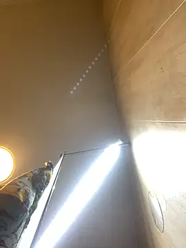 Snapshot of Bigtoyaddict chatting on November 17, 7:36 am Bigtoyaddict online show from November 17, 7:36 am