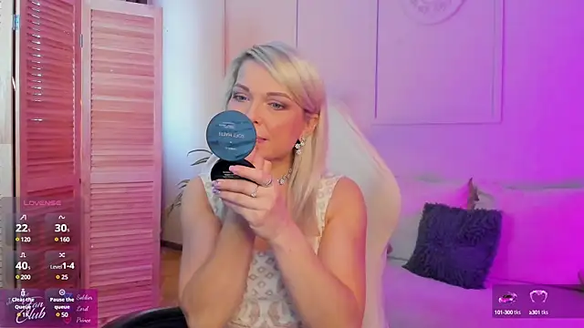 Snapshot of Gloria_Lovely chatting on February 4, 11:16 am Gloria Lovely online show from February 4, 11:16 am