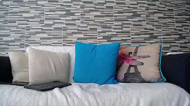 Snapshot of VioletaGomezCo chatting on November 14, 2:38 pm VioletaGomezCo online show from November 14, 2:38 pm