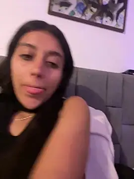 BrittanyDiaz online show from April 6, 3:04 am