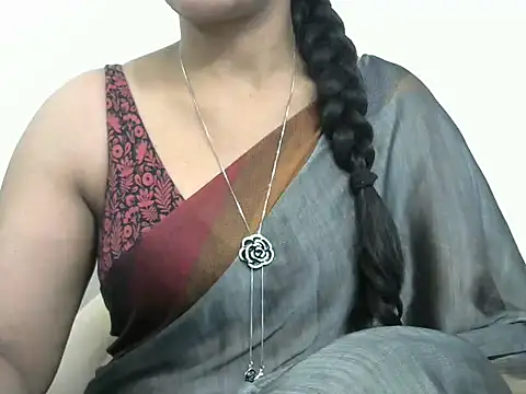 Snapshot of rashmika_reddy chatting on September 14, 5:23 pm rashmika reddy online show from September 14, 5:23 pm