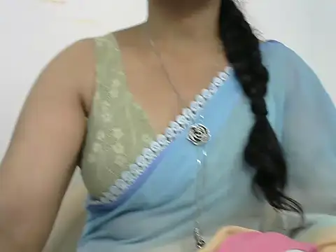 Snapshot of rashmika_reddy chatting on October 24, 5:31 pm rashmika reddy online show from October 24, 5:31 pm