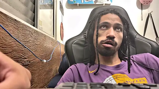 hotcamboy420 online show from February 25, 3:52 am