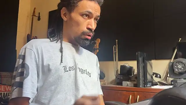 Snapshot of hotcamboy420 chatting on November 27, 1:13 pm hotcamboy420 online show from November 27, 1:13 pm