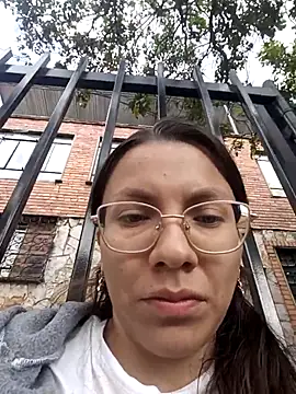 karlamorris  online show from October 2, 1:29 pm