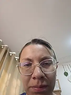 karlamorris  online show from November 25, 2:17 pm