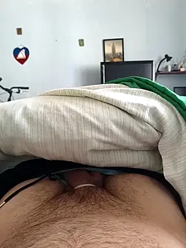 Snapshot of italovene chatting on November 11, 9:09 am italovene online show from November 11, 9:09 am