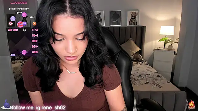 Snapshot of renee_shelby_ chatting on January 8, 9:12 pm renee shelby online show from January 8, 9:12 pm