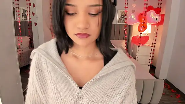 renee shelby  online show from February 7, 9:37 pm