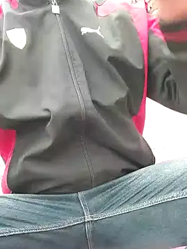 Snapshot of indobigboss chatting on December 31, 3:55 am indobigboss online show from December 31, 3:55 am