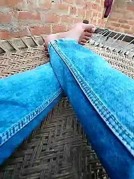 Snapshot of indobigboss chatting on January 1, 10:54 am indobigboss online show from January 1, 10:54 am