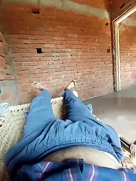 Snapshot of indobigboss chatting on February 9, 6:33 am indobigboss online show from February 9, 6:33 am