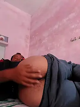 Snapshot of indobigboss chatting on February 11, 4:55 am indobigboss online show from February 11, 4:55 am