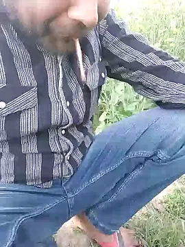 Snapshot of indobigboss chatting on February 13, 10:55 am indobigboss online show from February 13, 10:55 am