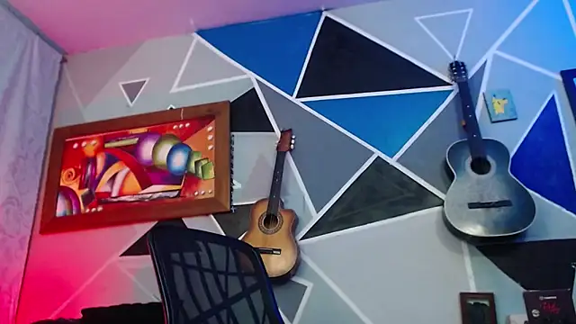 MagnusFrost online show from March 18, 5:16 pm