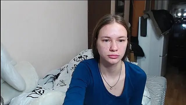 Snapshot of leila_bambi_ chatting on December 24, 6:50 pm leila bambi online show from December 24, 6:50 pm