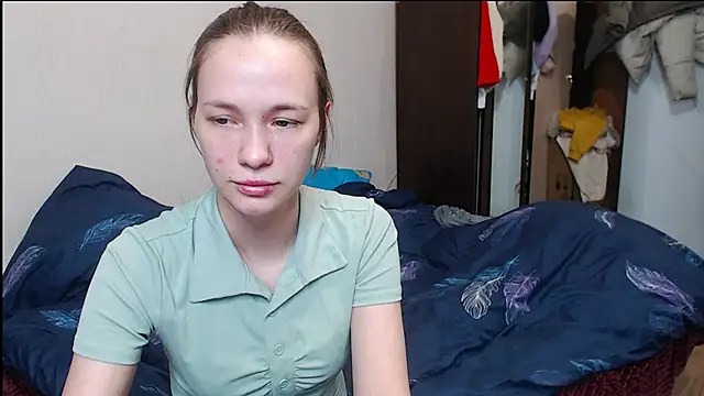 Snapshot of leila_bambi_ chatting on March 12, 1:47 am leila bambi online show from March 12, 1:47 am