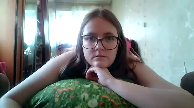 DesireMelissa online show from February 7, 9:47 am