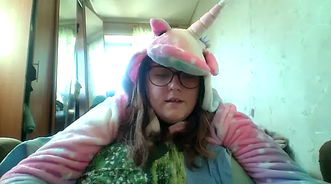 DesireMelissa online show from March 20, 11:05 am