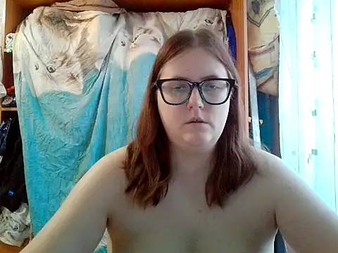 DesireMelissa online show from April 17, 5:21 am