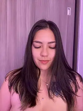 Latina vanessa online show from January 12, 5:45 am