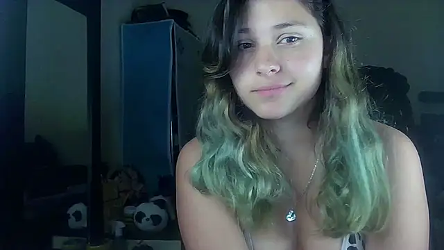 Snapshot of Elith_20 chatting on March 13, 5:00 am Elith 20 online show from March 13, 5:00 am