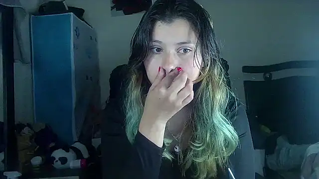 Snapshot of Elith_20 chatting on March 16, 11:38 am Elith 20 online show from March 16, 11:38 am